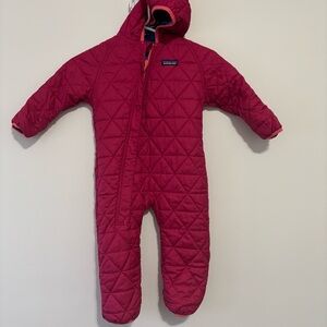 Patagonia reversible bunting suit - 12-18M